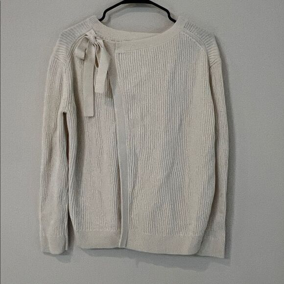 Long Sleeve Slit Back Sweater in Off White VINCE - Picture 3 of 5